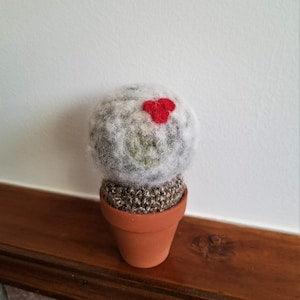 Zach 1 - Round Fluffy Crochet Cactus - Crochet Cactus, Fake Cactus, Fluffy Plant, Green with Flower Cactus - Ready to Ship - Flowerhint