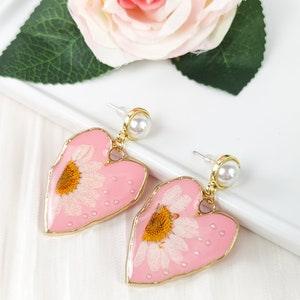 Handmade Heart Earrings | Pink Dried Flower Earrings | 925 Sterling Silver Daisy Flowers Earrings | Pearl Jewelry | Love For Girlfriend - Flowerhint